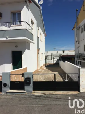 Apartamento T2 em Caia, São Pedro e Alcáçova