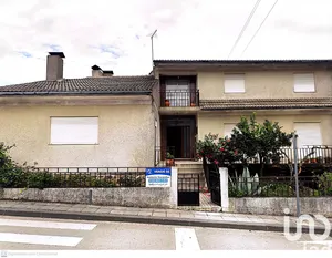 Moradia em banda em Mogadouro, Valverde, Vale de Porco e Vilar de Rei