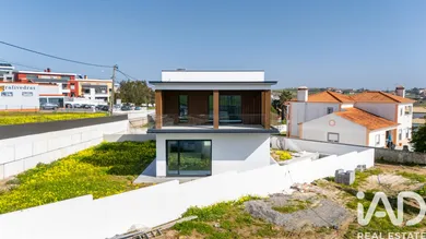 Maison  à São Pedro da Cadeira