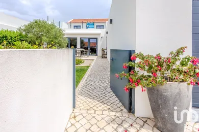 House in A dos Cunhados e Maceira