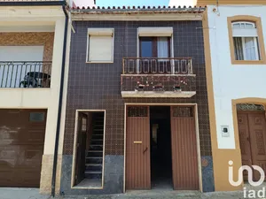 Village house in Arganil