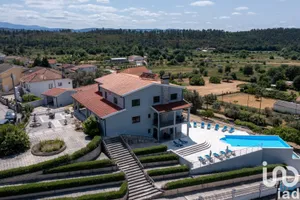 Casa/Moradia em Secarias