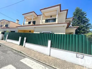 House in Fazendas de Almeirim