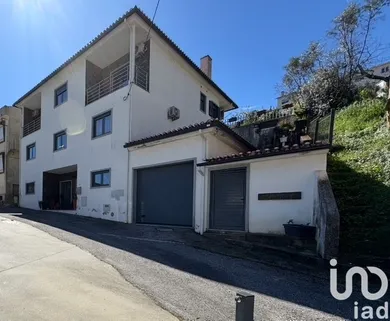 Maison de village à Troviscal