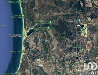 Building plot  in Sesimbra (Castelo)