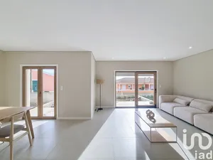 Maison  à A dos Cunhados e Maceira