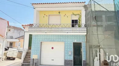 House in Malhou, Louriceira e Espinheiro