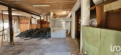 Boutique/Local commercial  à Minde