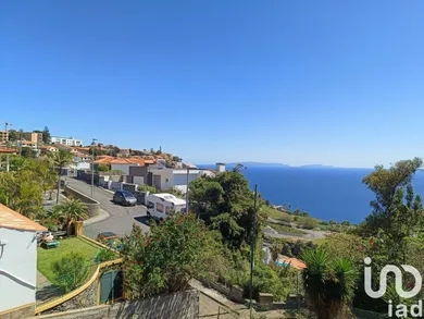 Terreno urbano em Caniço