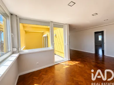 Appartement T3 à Arroios