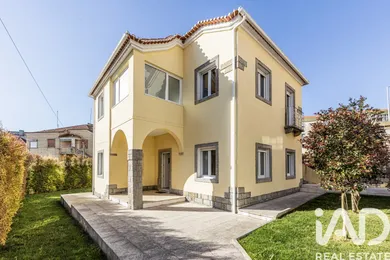 Casa/Moradia  em Agualva E Mira-Sintra