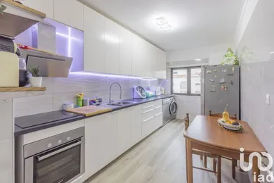 Apartamento T3 em Mina de Água