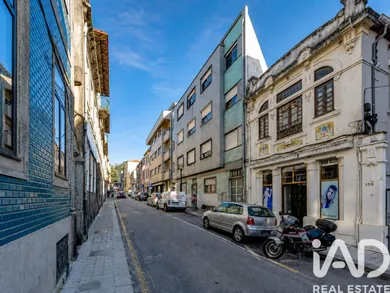 Armazém em Cedofeita, Santo Ildefonso, Sé, Miragaia, São Nicolau e Vitória