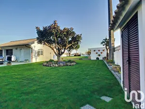 Park home  at Válega