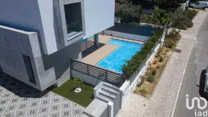 House at Sesimbra (Castelo)