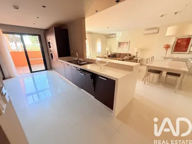 Apartamento T3 em Alcantarilha e Pêra