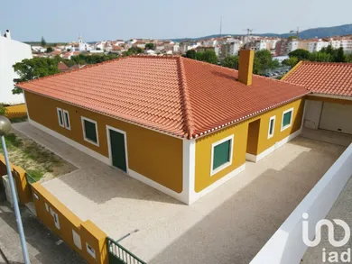 Maison traditionnelle à Cadaval e Pêro Moniz