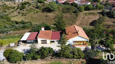 Casa tradicional  em Azoia de Cima e Tremês