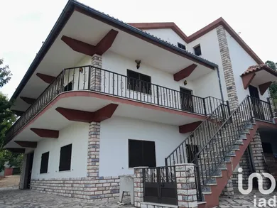 House in Cortes do Meio