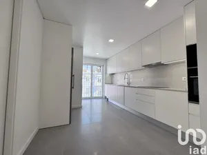 Apartamento T3 em Arroios