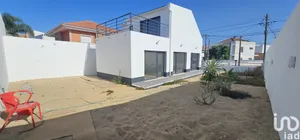 Building plot at Charneca De Caparica E Sobreda
