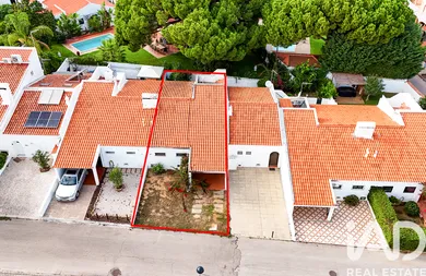 Casa/Moradia  em Albufeira e Olhos de Água