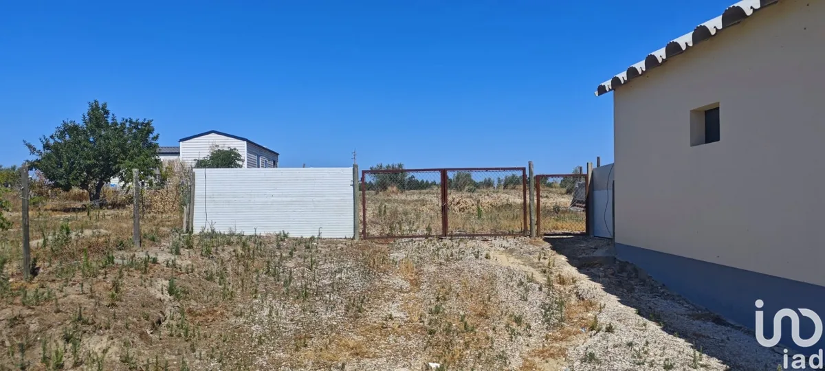Terreno urbano de 7020 m² em Branca