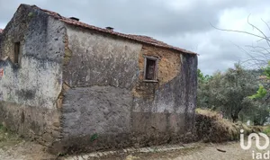 House  in Castanheira de Pêra e Coentral
