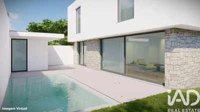 Fotografia 1 de Casa/Moradia 4 quartos de 220 m² em São Domingos de Rana