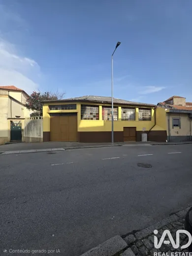 Armazém  em Santa Marinha E São Pedro Da Afurada