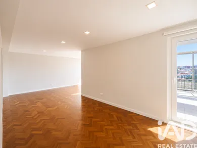 Appartement T3 à Arroios