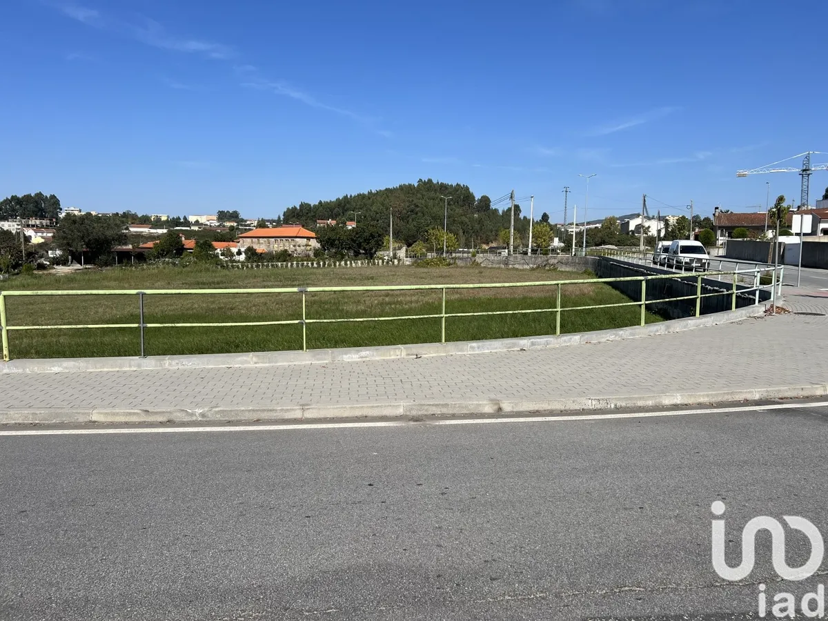 Terreno urbano de 5036 m² em Cristelos, Boim e Ordem