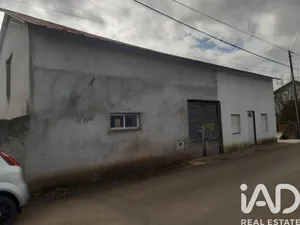 Casa  em Oliveirinha