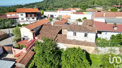Maison traditionnelle à Semide e Rio Vide