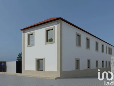 Fotografia 3 de Prédio de 369 m² em Santa Marinha E São Pedro Da Afurada