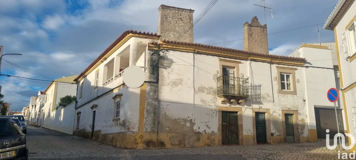 Prédio de 249 m² em Alter do Chão