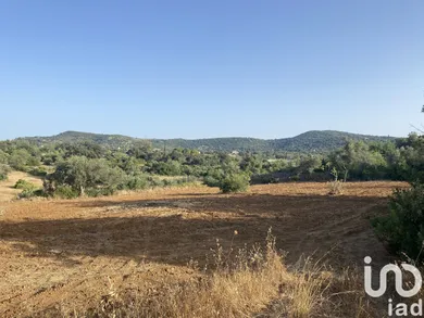 Land at Santa Bárbara de Nexe