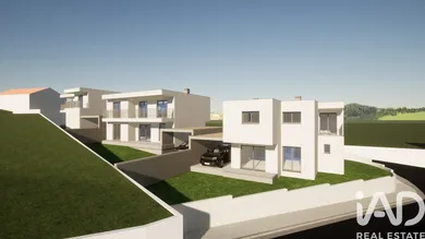 Casa/Moradia  em Arrabal