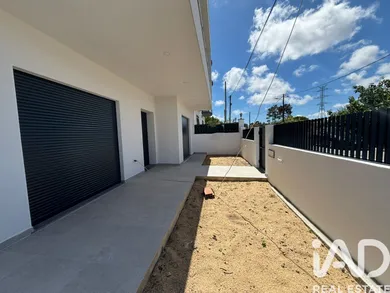 House  in Amora