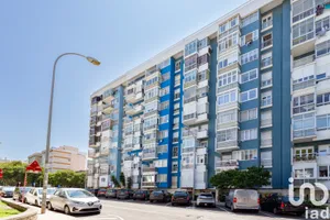 Apartment T1 in Oeiras e São Julião da Barra, Paço de Arcos e Caxias