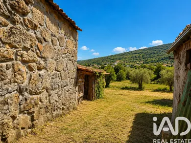 Terreno urbano  em Madalena e Samaiões