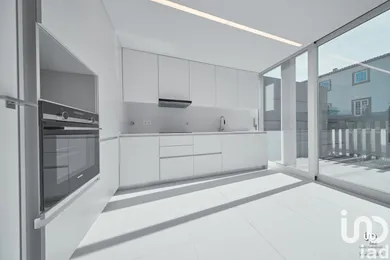 Casa/Moradia em Viana do Castelo (Santa Maria Maior e Monserrate) e Meadela