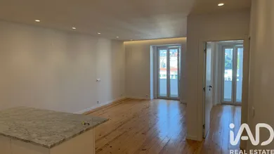 Apartamento T3 em Santo António
