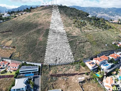 Land at São Martinho