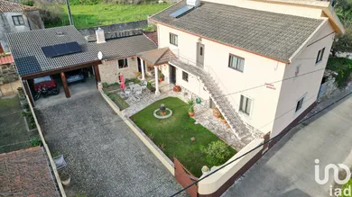 Maison traditionnelle à Alvorge