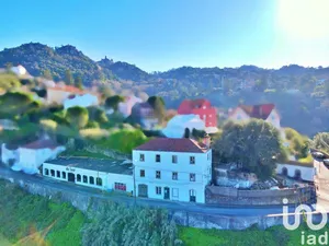 Building at Sintra (Santa Maria e São Miguel, São Martinho e São Pedro de Penaferrim)