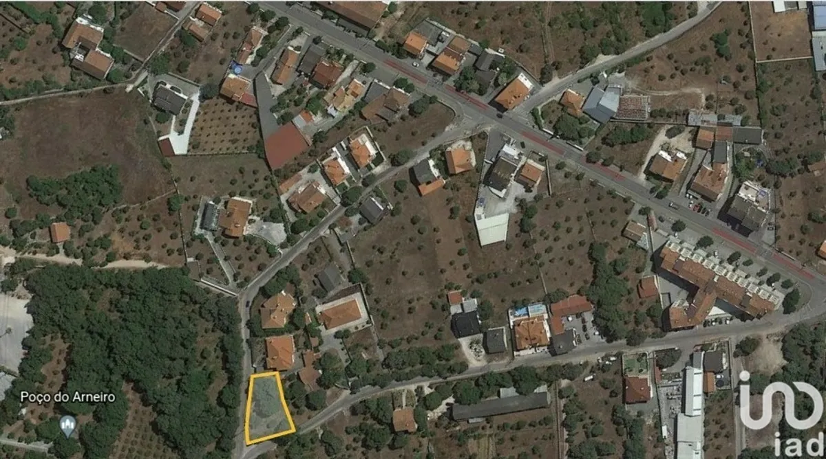 Terreno urbano de 1000 m² em Fátima
