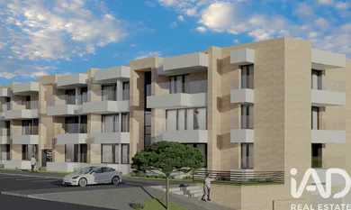 Apartamento T3 em Santo António dos Olivais