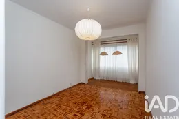 Apartamento T2 em Algés, Linda-a-Velha e Cruz Quebrada-Dafundo