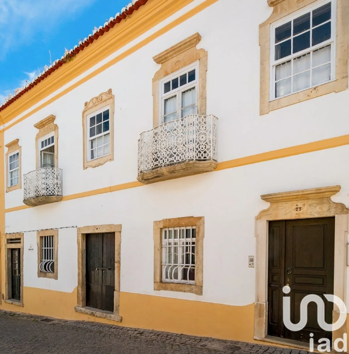 Prédio de 737 m² em Silves